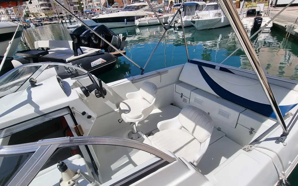 slider 11 Quicksilver 625 Cruiser
