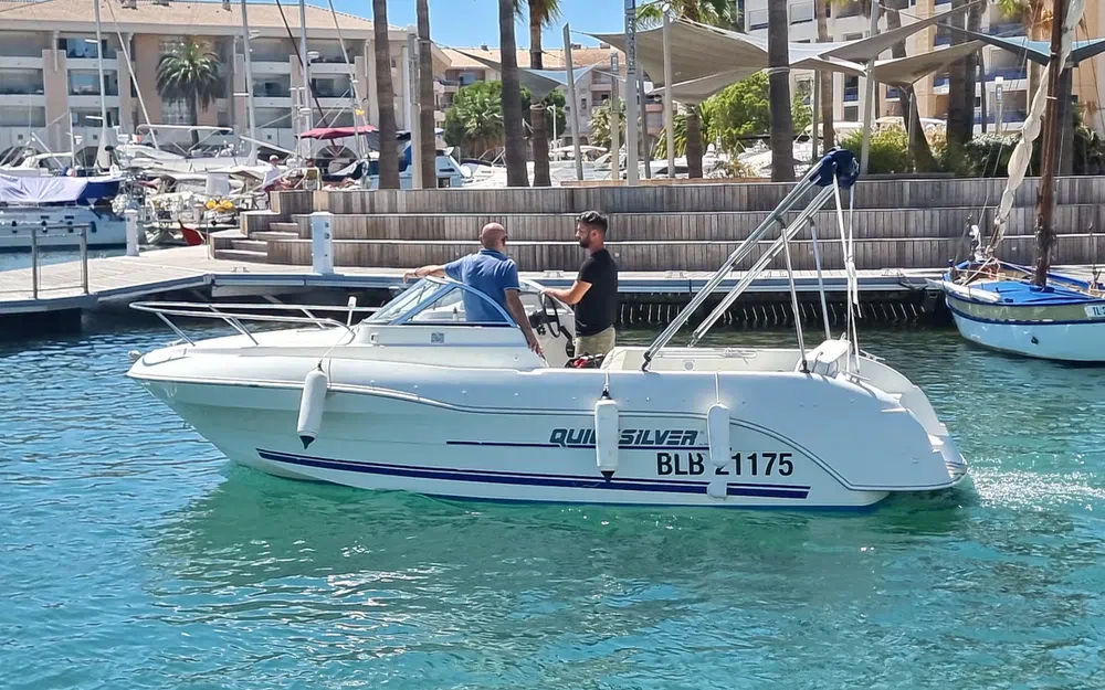 slider 9 Quicksilver 625 Cruiser
