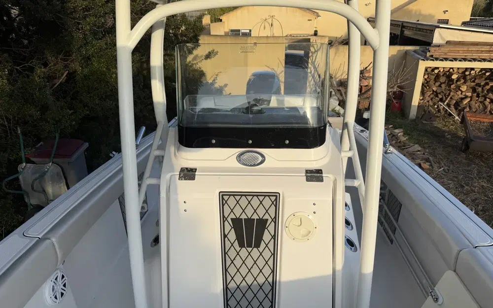 slider 8 Wellcraft Fisherman 242