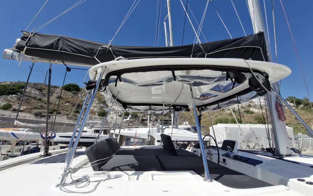 slider 27 Lagoon 46