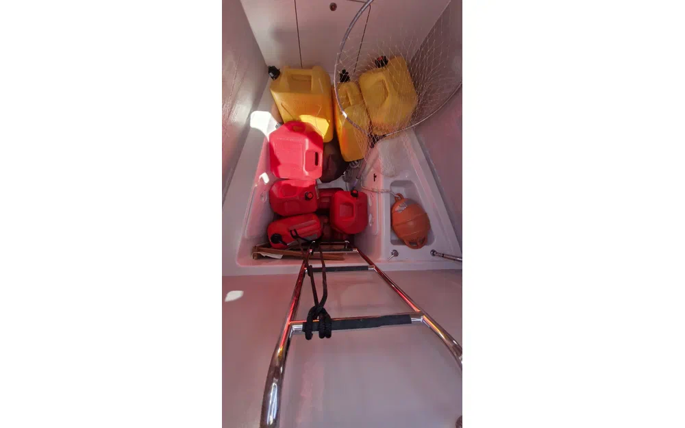 slider 29 Lagoon 46