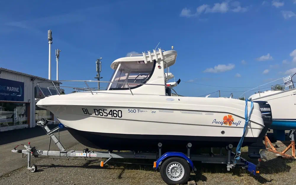 slider 1 Pacific Craft 560 Timonier