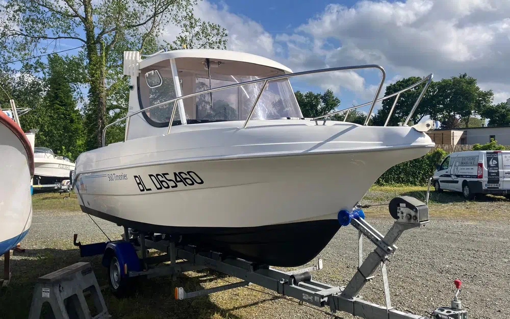 slider 2 Pacific Craft 560 Timonier