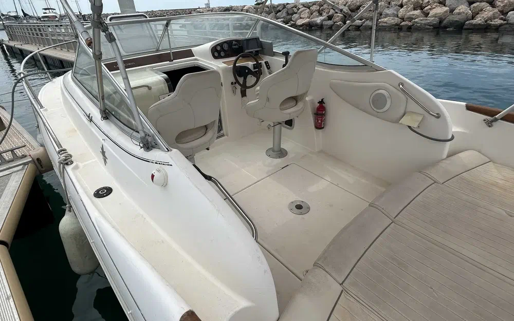 slider 1 Jeanneau Leader 705