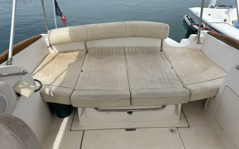 slider 6 Jeanneau Leader 705