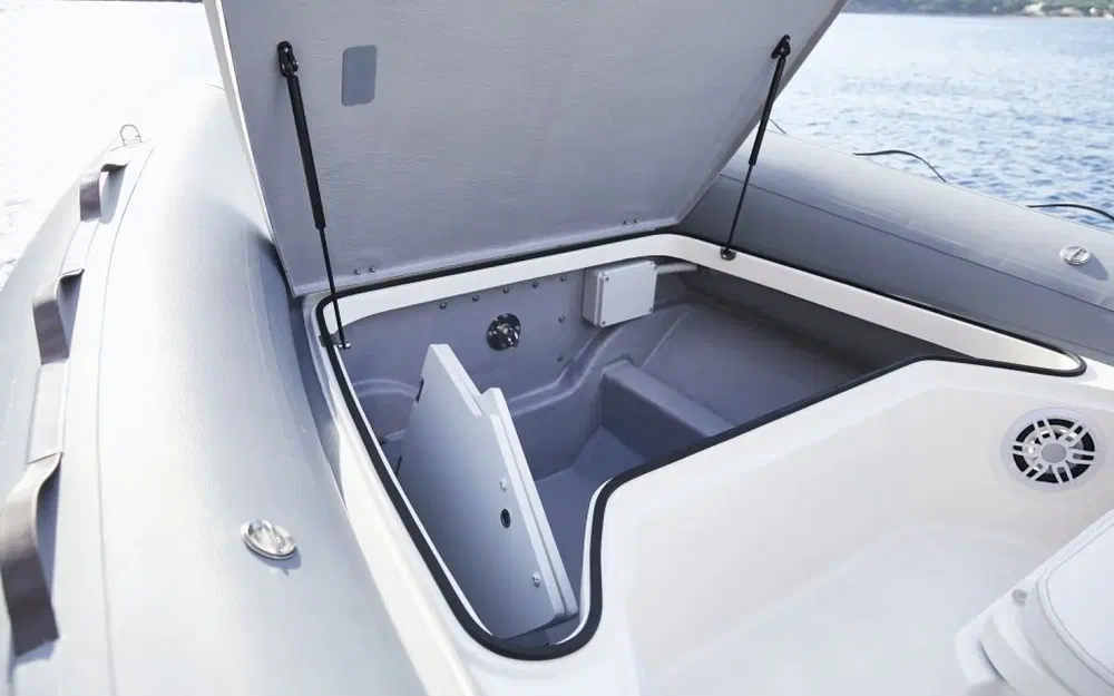 slider 10 Joker Boat Clubman 22 Plus