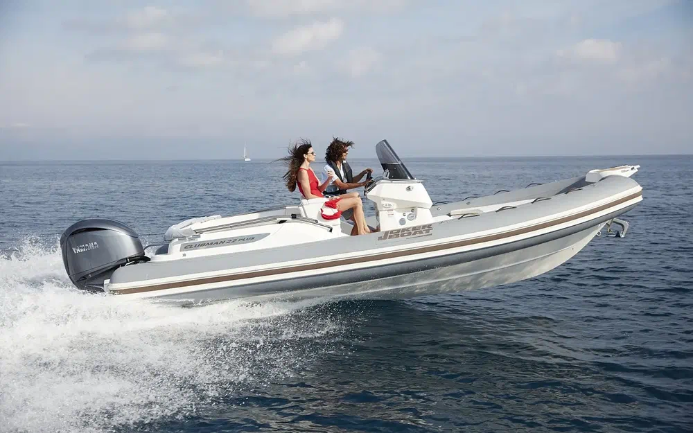 slider 2 Joker Boat Clubman 22 Plus