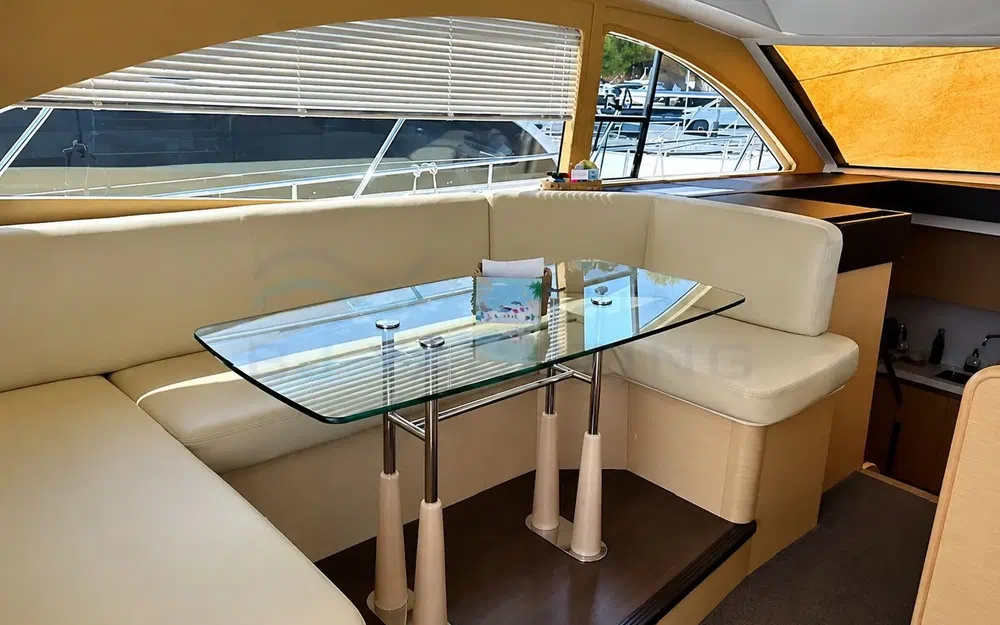 slider 19 Beneteau Monte Carlo 47 Fly