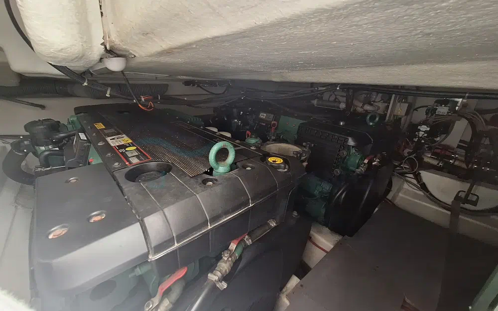 slider 35 Beneteau Monte Carlo 47 Fly