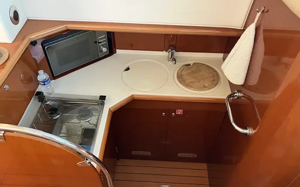 slider 16 Jeanneau Prestige 36