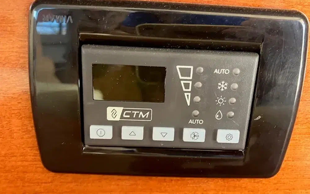 slider 23 Jeanneau Prestige 36