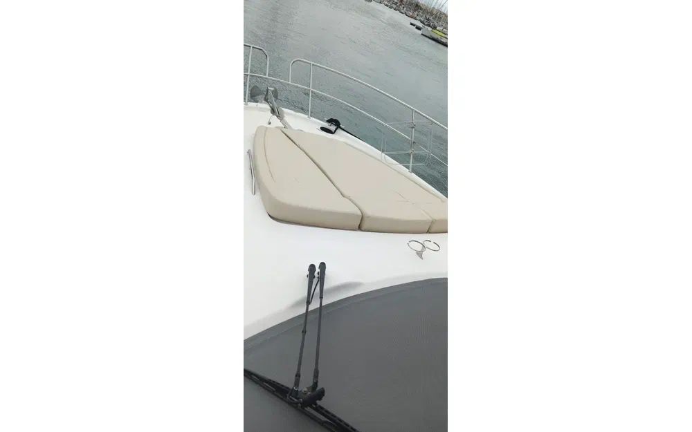 slider 3 Jeanneau Prestige 36