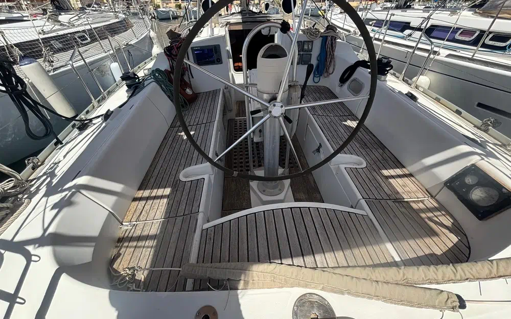 slider 12 Beneteau Oceanis 390