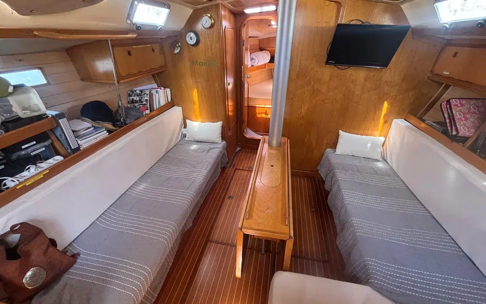 slider 2 Beneteau Oceanis 390
