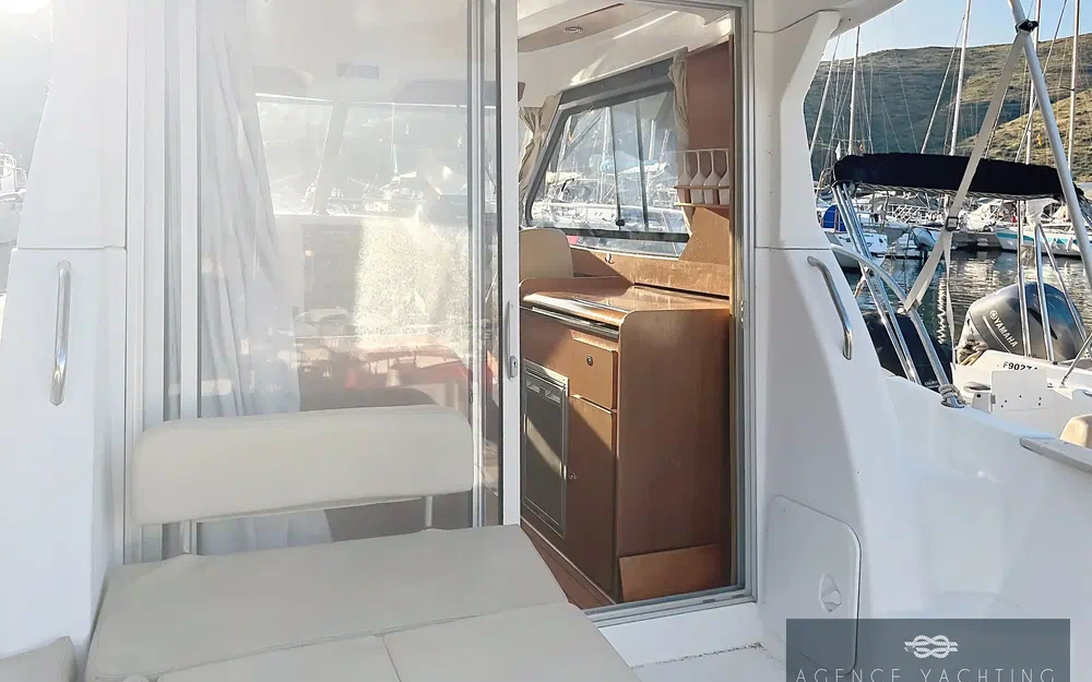slider 20 Beneteau Antares 8
