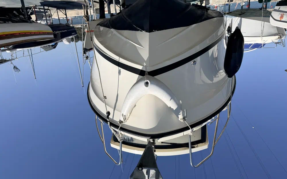 slider 6 Quicksilver 625 pilothouse