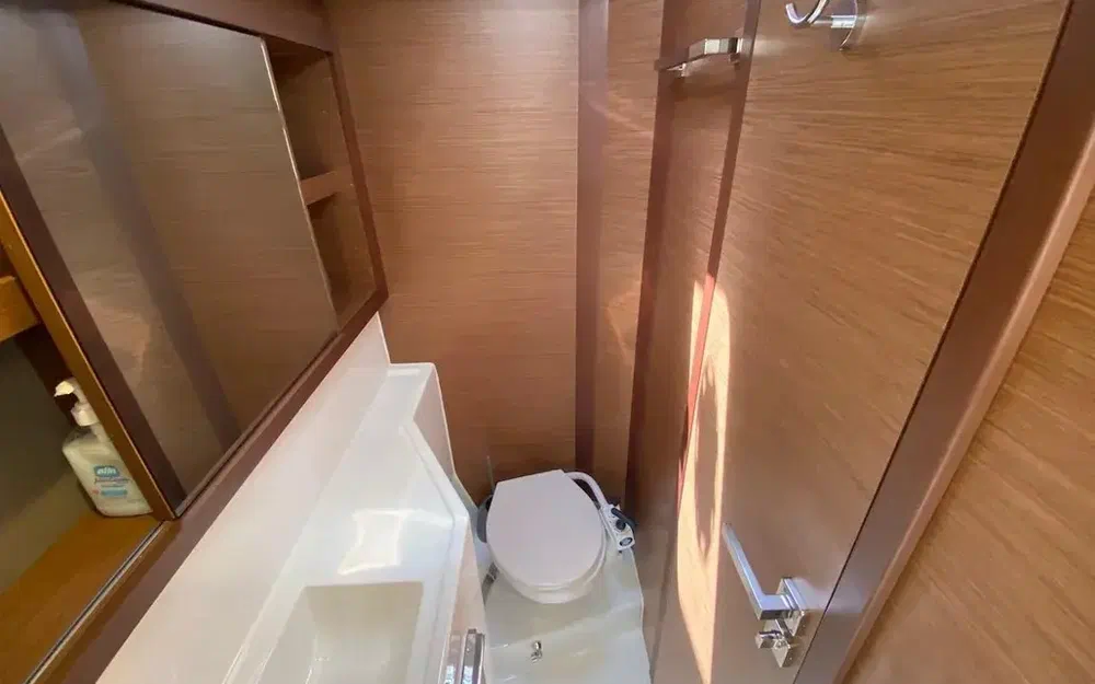 slider 23 Lagoon 40