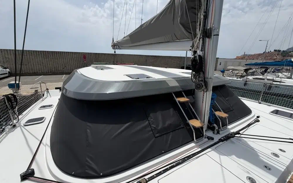 slider 18 Nautitech 40