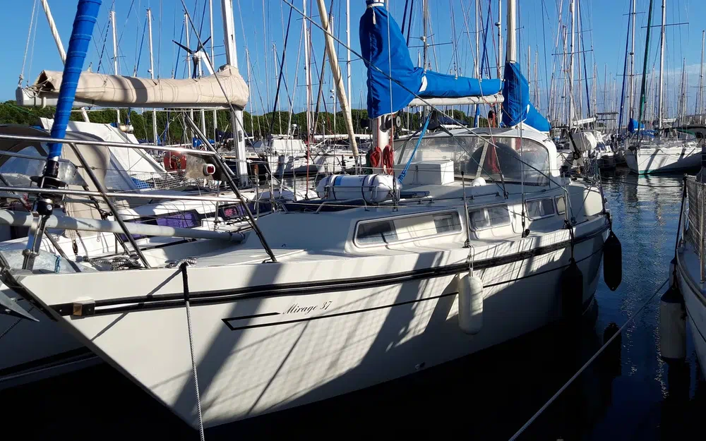 slider 0 Thames Marine Mirage 37