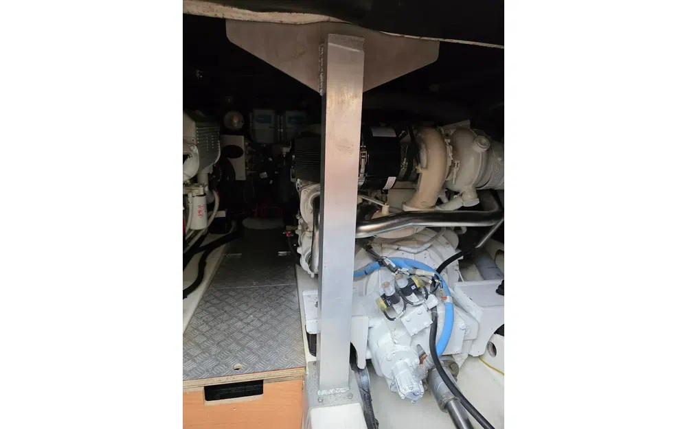 slider 15 Jeanneau Prestige 46