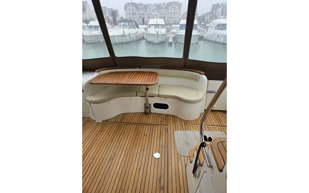 slider 6 Jeanneau Prestige 46
