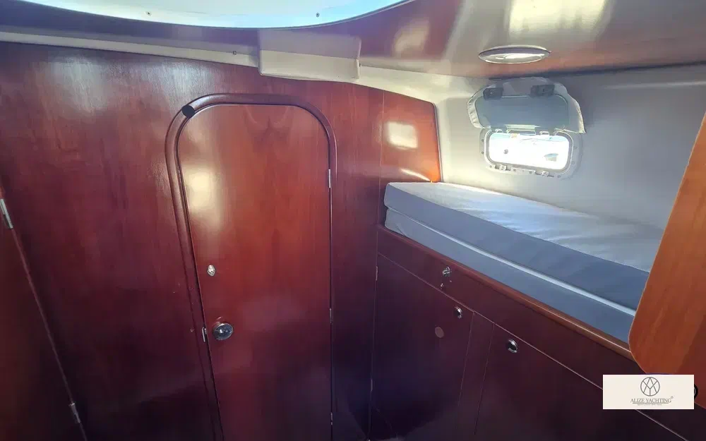 slider 9 Beneteau Antares Serie 9 Limited