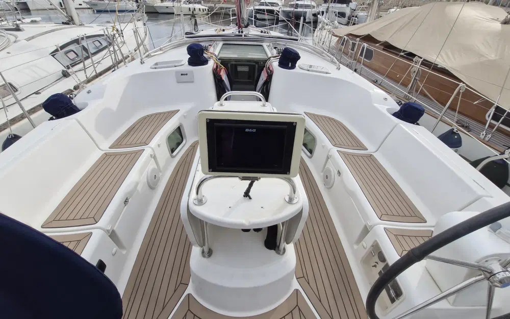 slider 3 Jeanneau Sun Odyssey 45 Performance