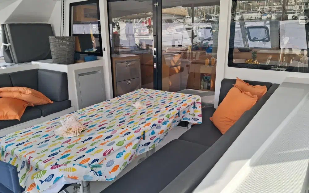 slider 14 Nautitech 46 open