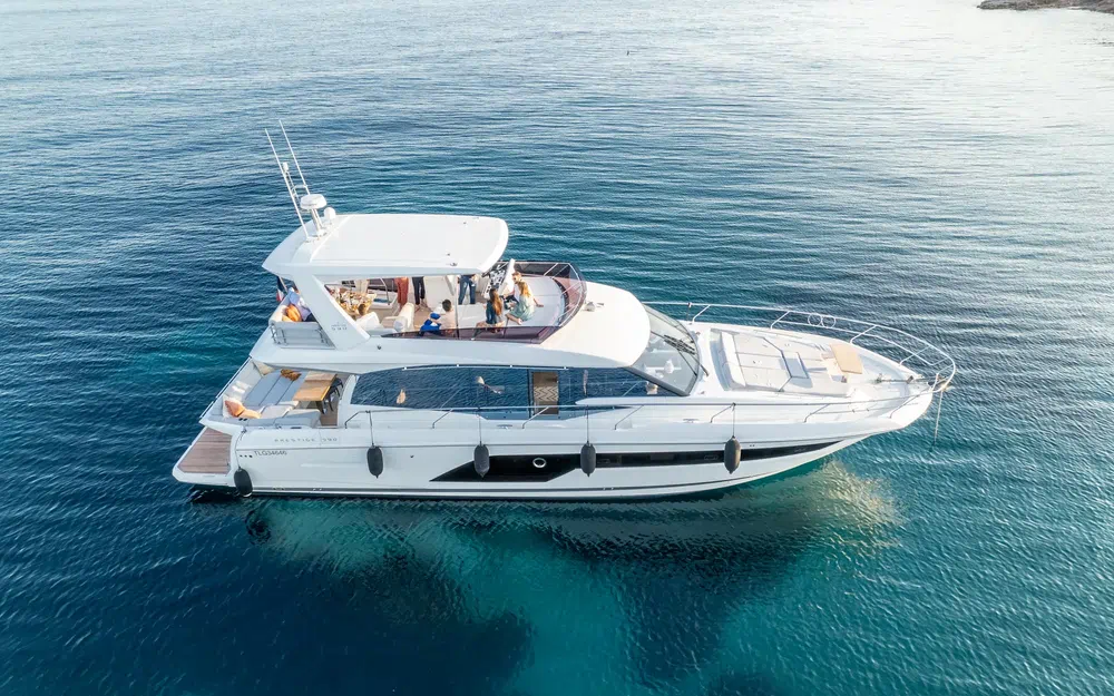 slider 1 Jeanneau Prestige 590