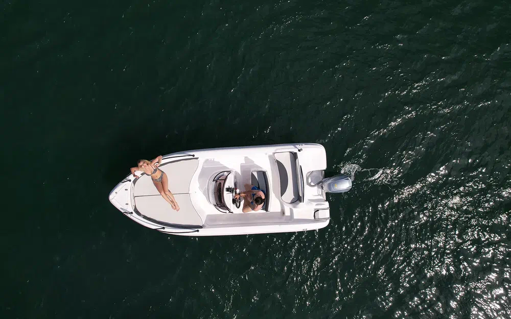 slider 6 Ranieri Shark 19