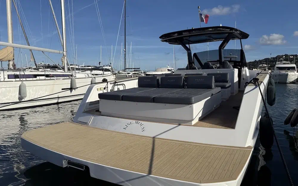 slider 4 Pardo Yachts Pardo 43
