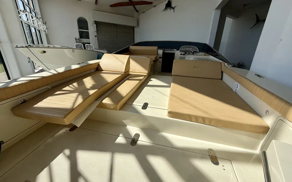 slider 4 Asterie 35 Day Cruiser
