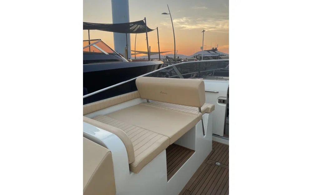 slider 10 Asterie 35 Day Cruiser