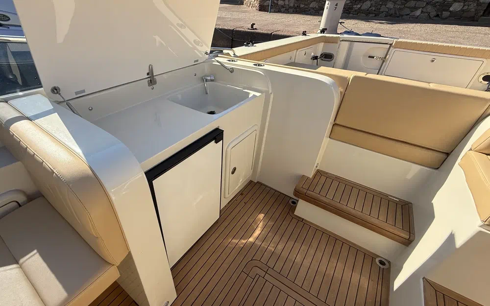slider 12 Asterie 35 Day Cruiser