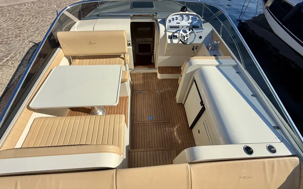 slider 7 Asterie 35 Day Cruiser