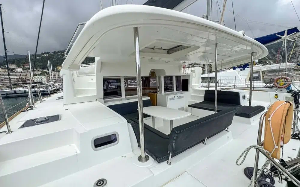 slider 3 Lagoon 450 F