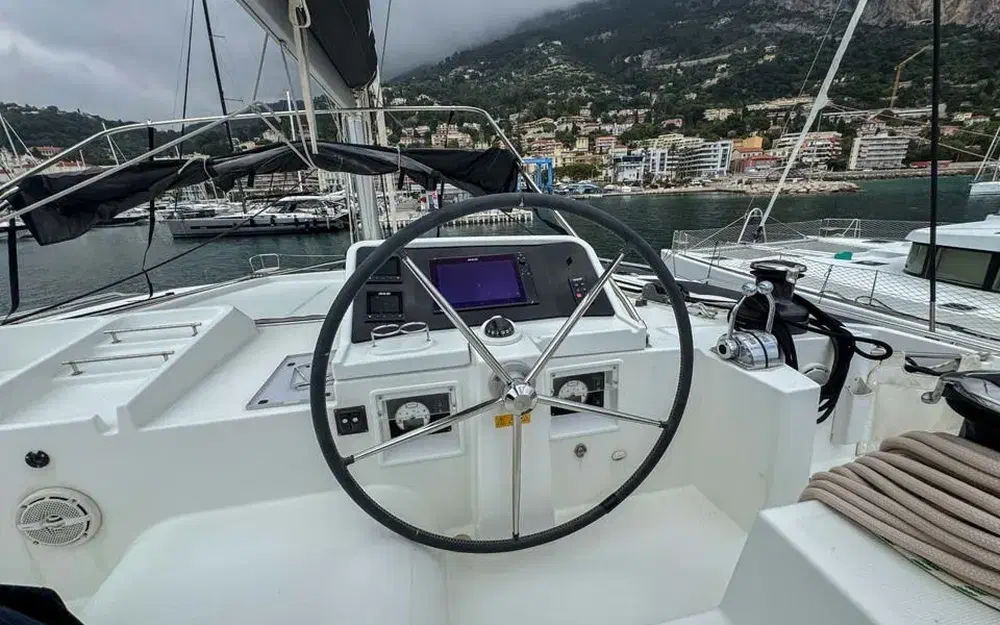 slider 7 Lagoon 450