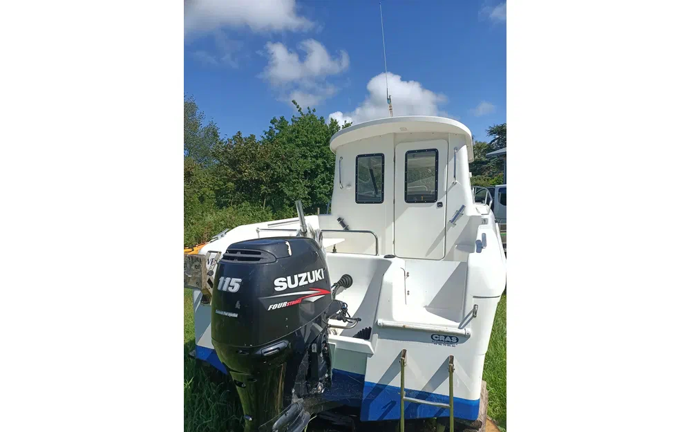 slider 1 Quicksilver 650 Camping