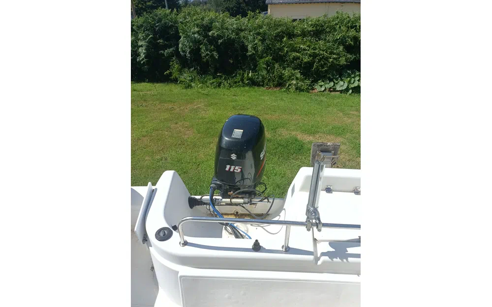 slider 8 Quicksilver 650 Camping