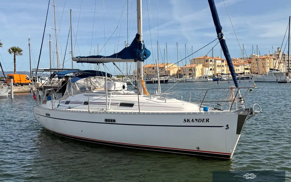 slider 0 Beneteau Oceanis 331 Clipper