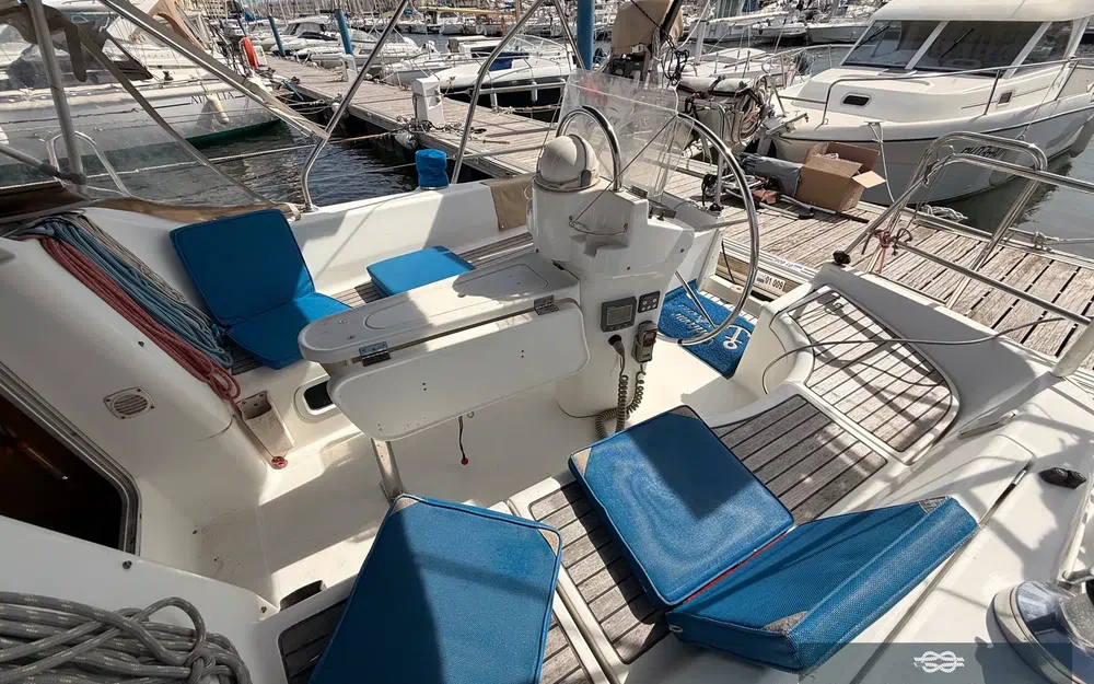 slider 37 Beneteau Oceanis 331 Clipper