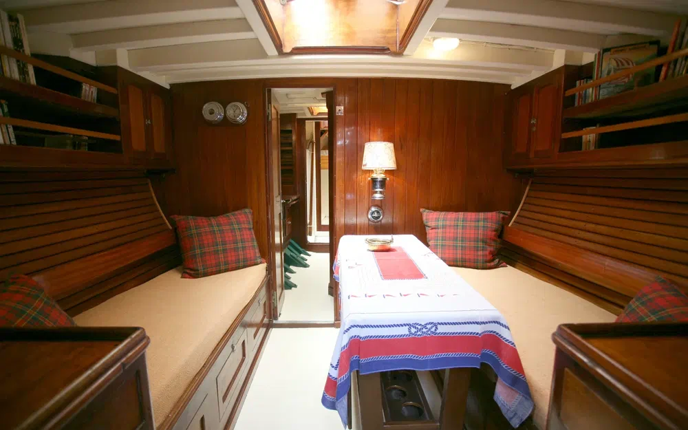 slider 11 Chantier De La Liane Yawl de course croisière de propriétaire
