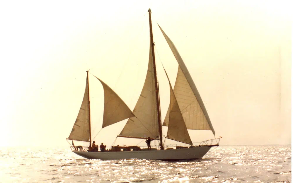 slider 0 Chantier De La Liane Yawl de course croisière de propriétaire