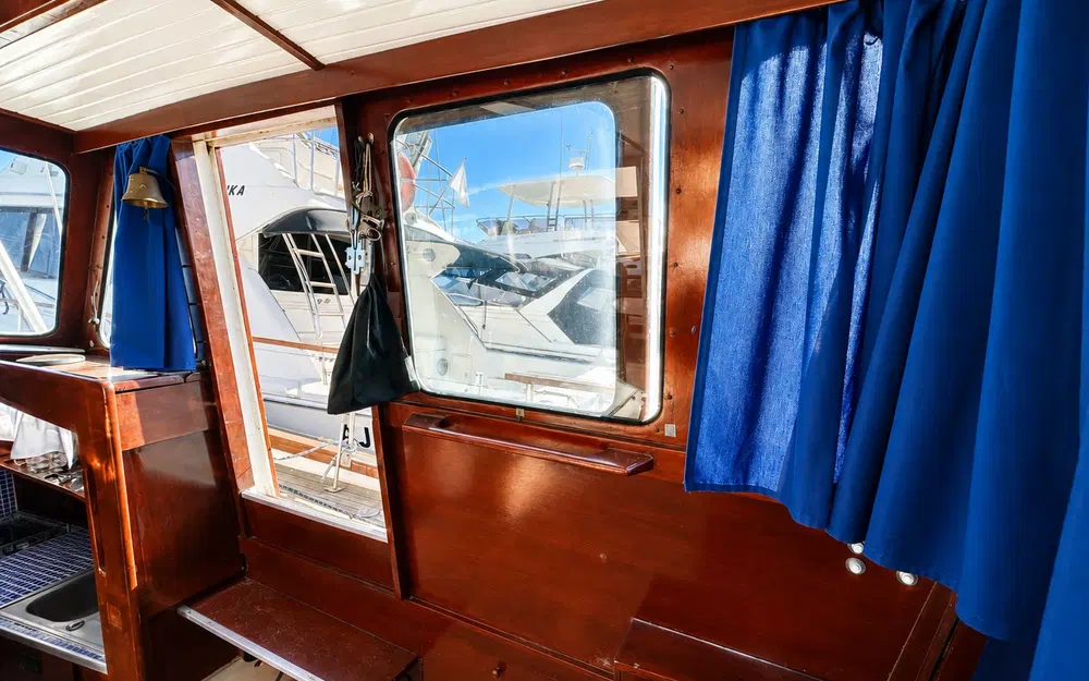 slider 6 Siltala Yachts Nauticat 33