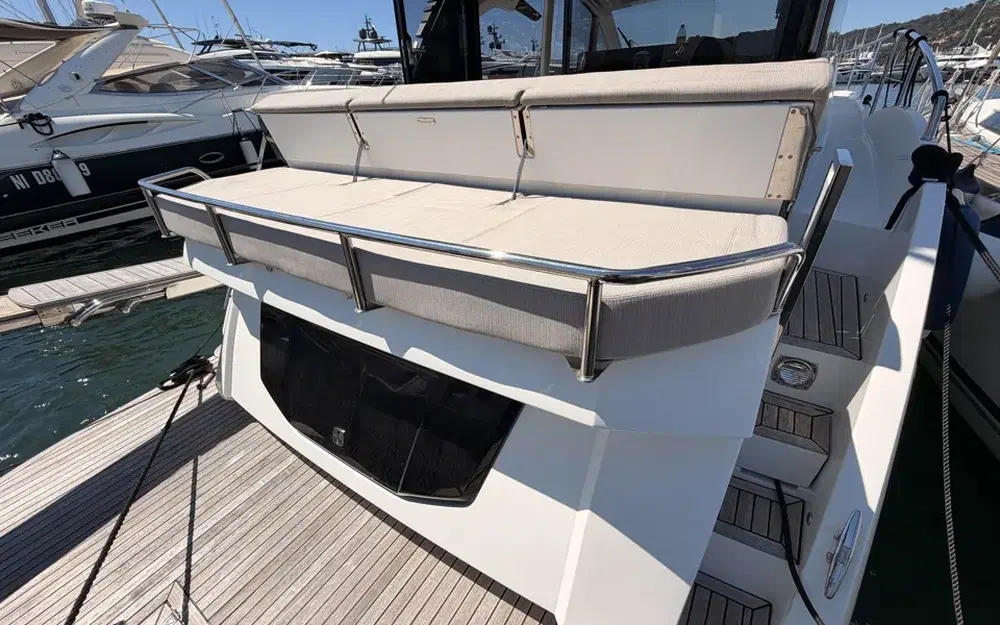 slider 9 Galeon 425 Hts