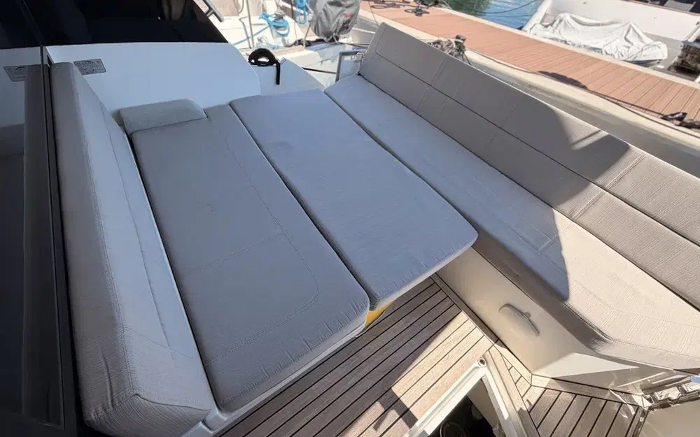 slider 8 Galeon 425 Hts