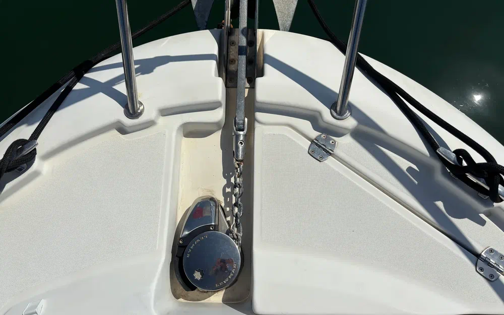 slider 25 Jeanneau Leader 8