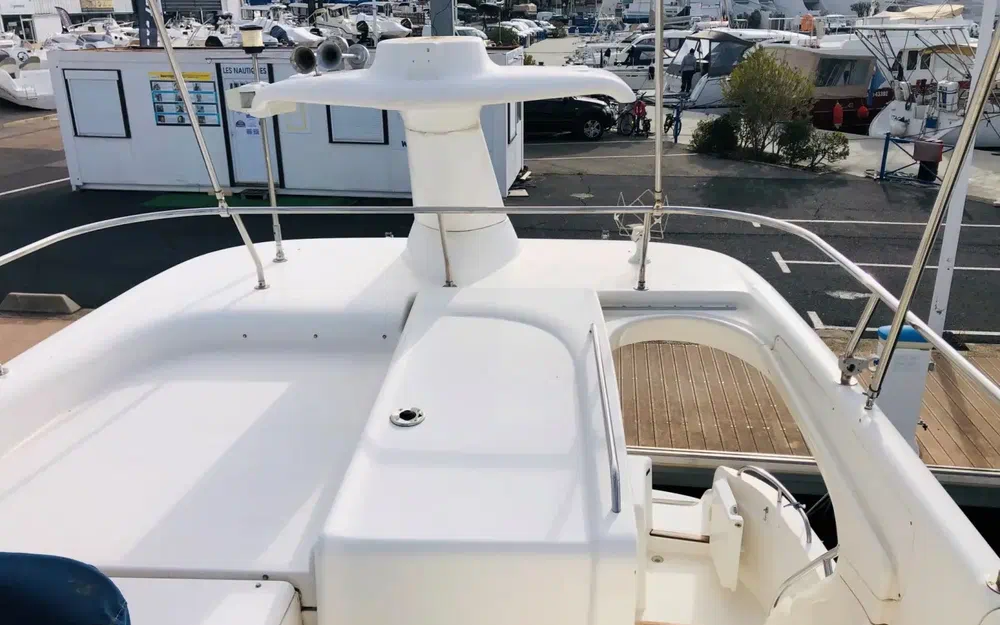 slider 18 Sealine 420