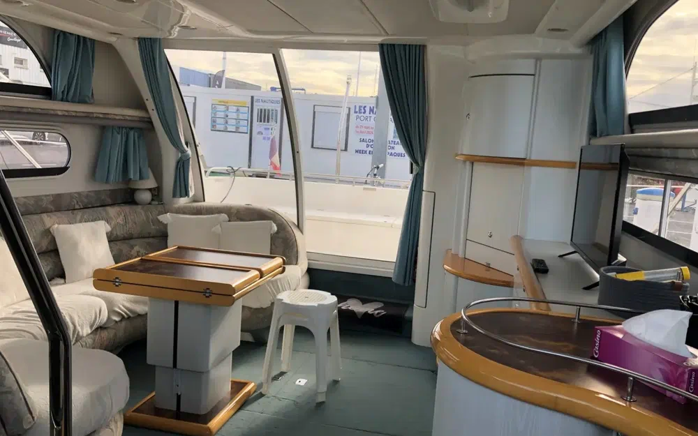 slider 7 Sealine 420