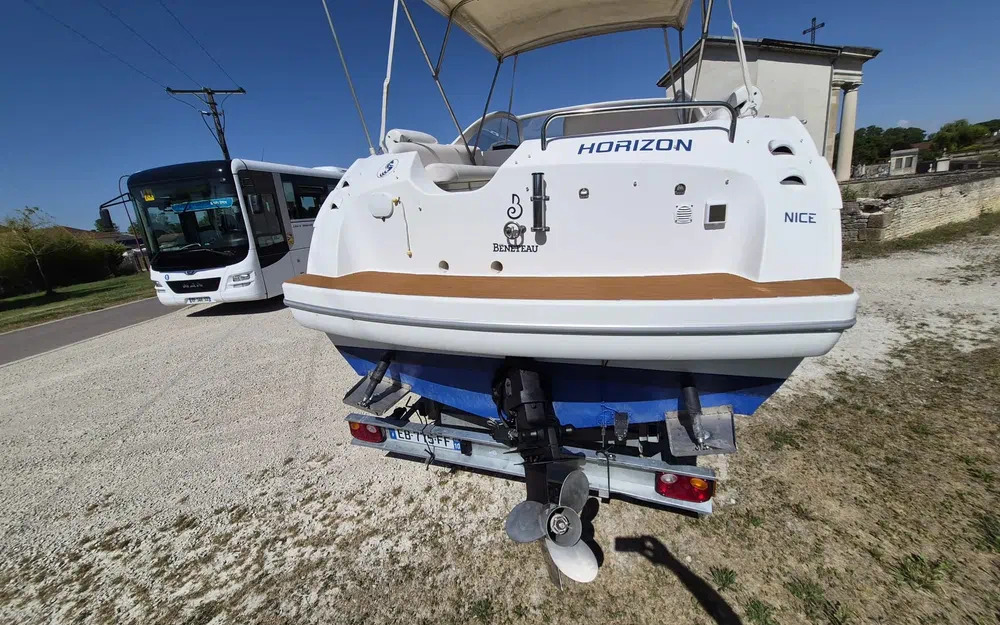 slider 13 Beneteau Flyer 780